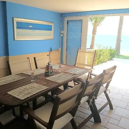 Semesterbostad Beach Larnaca