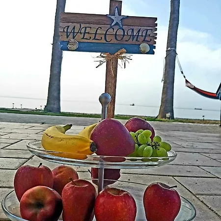 Semesterbostad Beach Larnaca