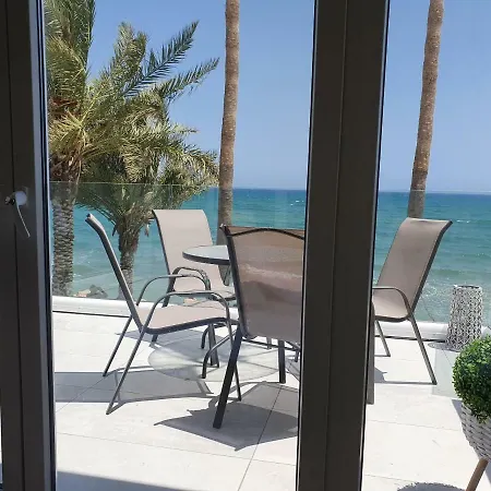 Beach Semesterbostad